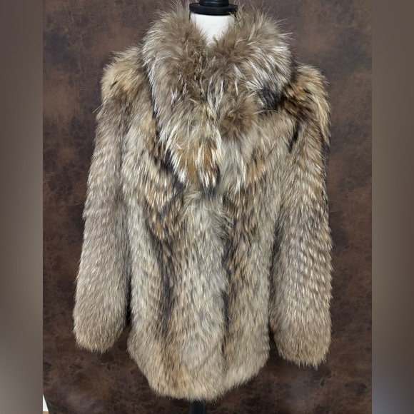 Authentic coyote fur Jackets & Blazers - Authentic coyote fur coat